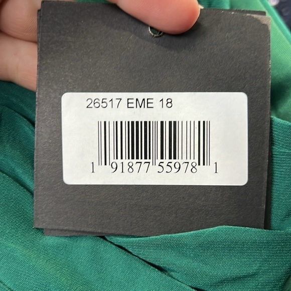 Mac Duggal 26517 NWT FOLDOVER OFF-THE-SHOULDER SLIT GOWN - Picture 10 of 11